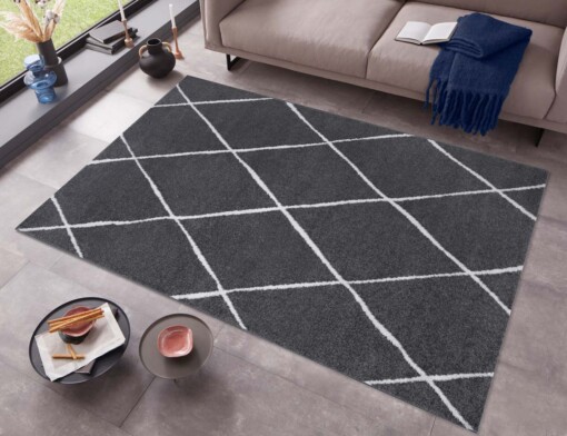 Modern vloerkleed ruiten Arden - donkergrijs - sfeer