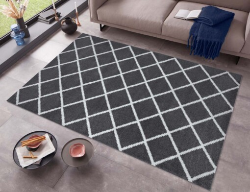Modern vloerkleed ruiten Capri - donkergrijs - sfeer