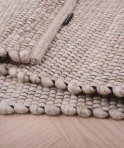 Wollen vloerkleed Lett - beige/crème - close up vouw, thumbnail