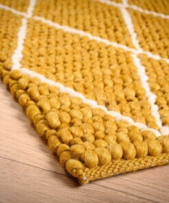 Wollen vloerkleed - ruiten Vinduer - okergeel/crème - close up hoek, thumbnail Wollen vloerkleed - ruiten Vinduer - okergeel/crème - close up hoek, thumbnail