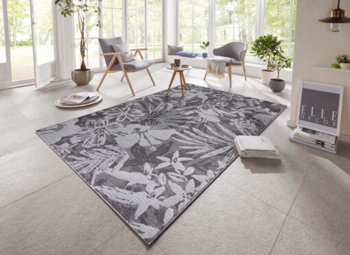 Buitenkleed Lanao Elle Decoration - donkergrijs - sfeer