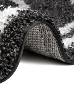 Rond hoogpolig vloerkleed Alfie - zwart/crème - close up, thumbnail Rond hoogpolig vloerkleed Alfie - zwart/crème - close up, thumbnail