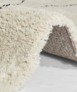 Hoogpolig vloerkleed ruiten Roha - crème/zwart - close up, thumbnail Hoogpolig vloerkleed ruiten Roha - crème/zwart - close up, thumbnail