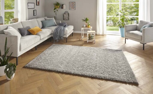 Hoogpolig vloerkleed Toboso - grijs/crème - sfeer