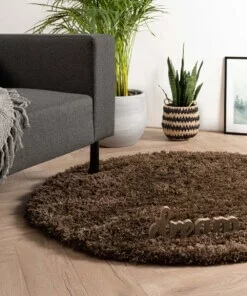 Rond hoogpolig vloerkleed - Cozy Shaggy - bruin - sfeer