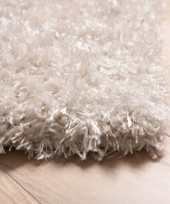 Hoogpolig vloerkleed velours Posh - ivoor - close up hoek