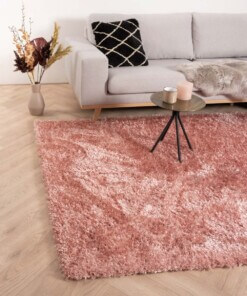 Hoogpolig vloerkleed velours Posh - roze - sfeer