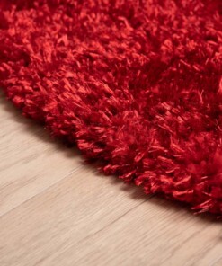 Rond hoogpolig vloerkleed velours Posh - rood - close up zijkant, thumbnail