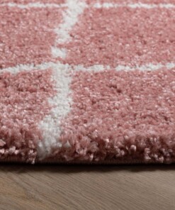 Rond hoogpolig vloerkleed ruiten Artisan - roze/wit - close up, thumbnail