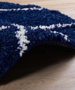 Rond hoogpolig vloerkleed ruiten Habitat - marineblauw/wit - close up, thumbnail Rond hoogpolig vloerkleed ruiten Habitat - marineblauw/wit - close up, thumbnail