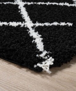 Vierkant hoogpolig vloerkleed ruiten Habitat - zwart/wit - close up, thumbnail Vierkant hoogpolig vloerkleed ruiten Habitat - zwart/wit - close up, thumbnail