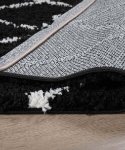 Vierkant hoogpolig vloerkleed ruiten Habitat - zwart/wit - close up, thumbnail Vierkant hoogpolig vloerkleed ruiten Habitat - zwart/wit - close up, thumbnail