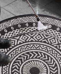 Rond buitenkleed geometrisch - Giro zwart/crème - close up, thumbnail