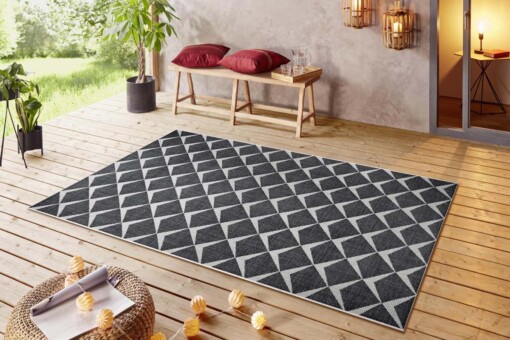 Buitenkleed design - Escala zwart/crème - sfeer