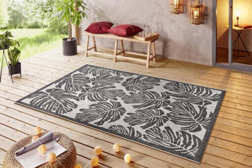Buitenkleed palm - Monstera zwart/crème - sfeer