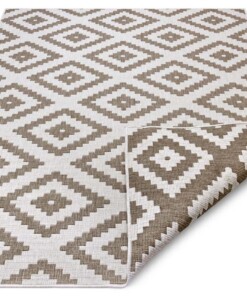 Binnen & buiten vloerkleed ruiten Malta - lichtbruin/crème - overzicht schuin, thumbnail