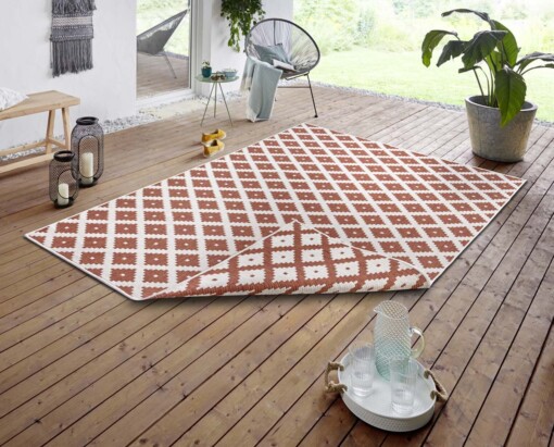 Binnen & buiten vloerkleed ruiten Nizza - terracotta/crème - sfeer