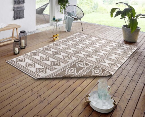 Design binnen & buiten vloerkleed Maple - lichtbruin/crème - sfeer