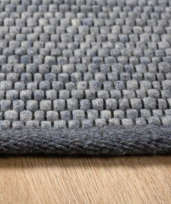 Wollen vloerkleed vierkant - Lett staalblauw - close up, thumbnail Wollen vloerkleed vierkant - Lett staalblauw - close up, thumbnail