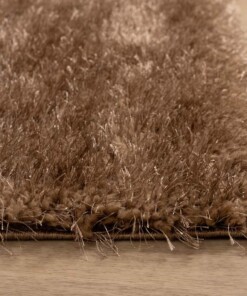 Vierkant hoogpolig vloerkleed velvet - Posh bruin - close up, thumbnail Vierkant hoogpolig vloerkleed velvet - Posh bruin - close up, thumbnail