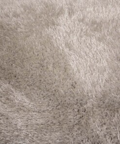 Rond hoogpolig vloerkleed velvet - Posh lichtzilver - close up