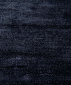 Viscose vloerkleed ovaal - Glamour marineblauw - close up
