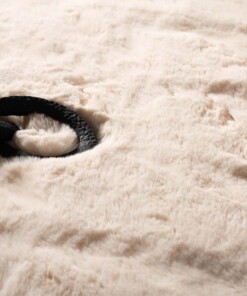 Fluffy vloerkleed - Comfy Deluxe crème - close up, thumbnail Fluffy vloerkleed - Comfy Deluxe crème - close up, thumbnail