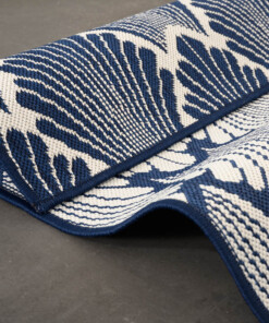 Modern buitenkleed - Flip Scale donkerblauw - close up, thumbnail Modern buitenkleed - Flip Scale donkerblauw - close up, thumbnail