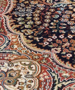 Perzisch tapijt - Regal Ariadne donkerblauw - close up, thumbnail