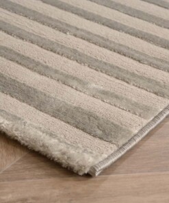 Scandinavisch vloerkleed - Serene Lys zilver - close up, thumbnail Scandinavisch vloerkleed - Serene Lys zilver - close up, thumbnail