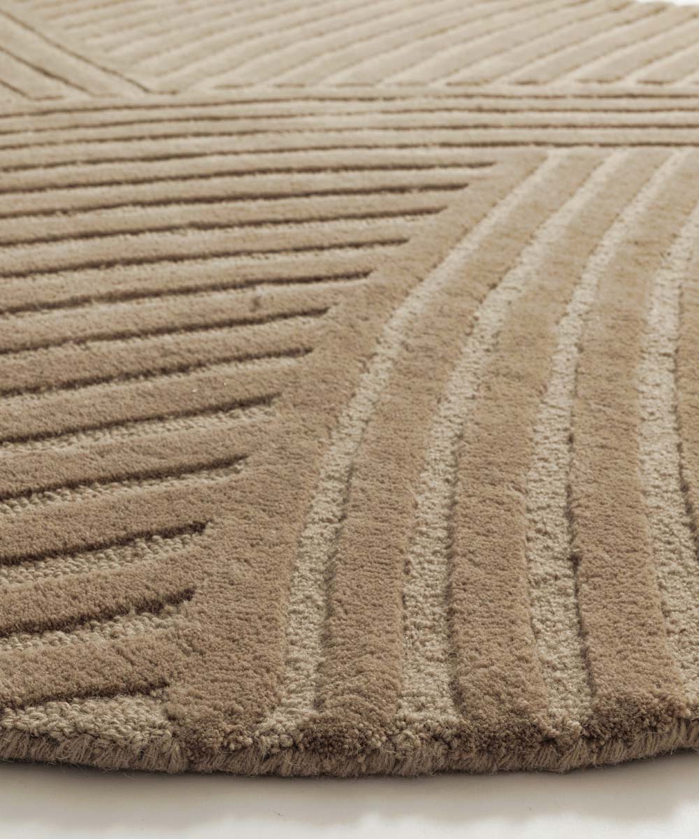 Design vloerkleed rond - Balans Field beige - close up Design vloerkleed rond - Balans Field beige - close up