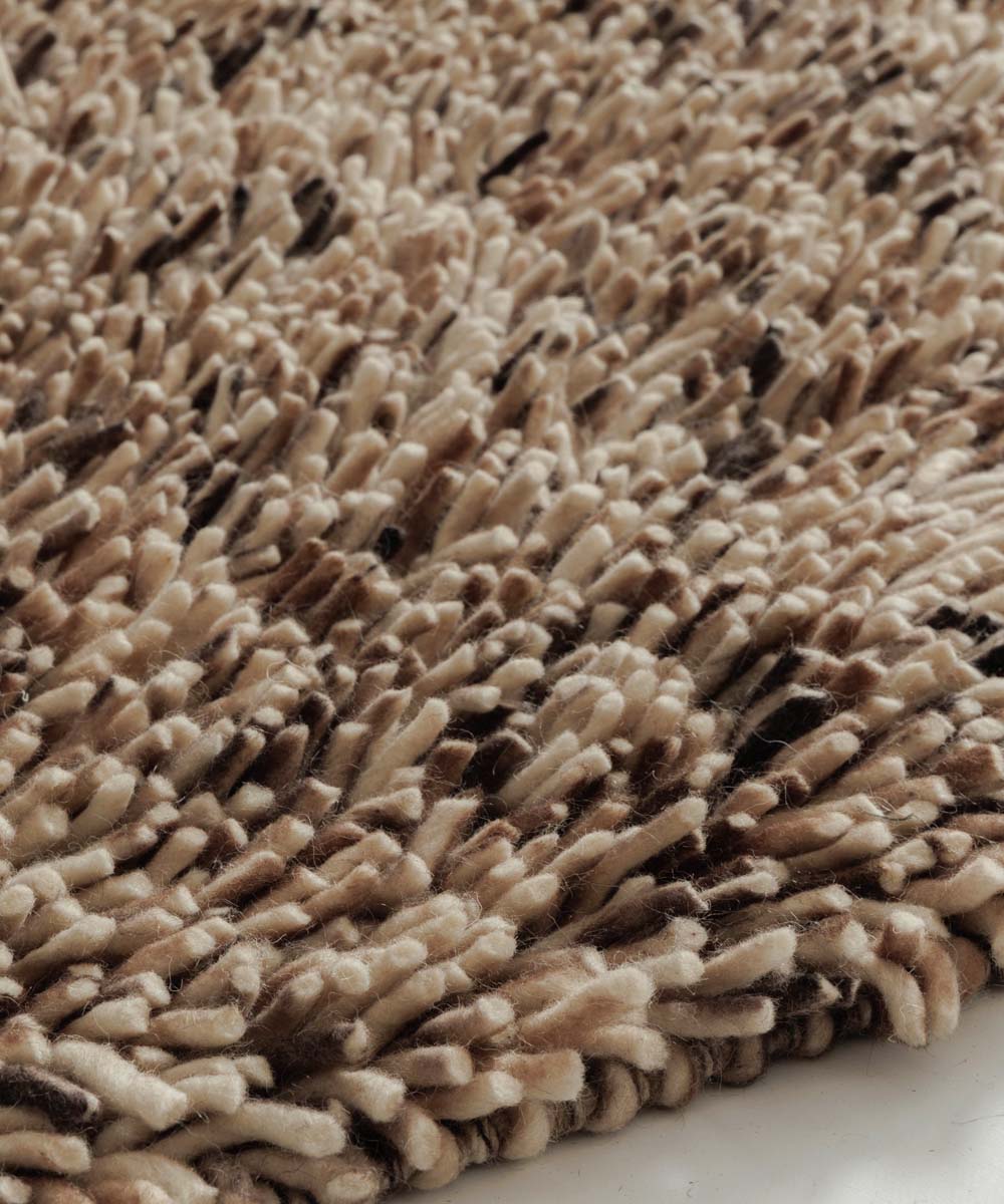 Hoogpolig vloerkleed wol - Aurelia crème/bruin - close up Hoogpolig vloerkleed wol - Aurelia crème/bruin - close up