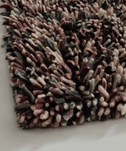 Hoogpolig vloerkleed wol - Aurelia paars - close up, thumbnail Hoogpolig vloerkleed wol - Aurelia paars - close up, thumbnail