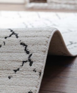 Berber vloerkleed Beni Ouarain Sufian - crème/zwart - close up, thumbnail Berber vloerkleed Beni Ouarain Sufian - crème/zwart - close up, thumbnail