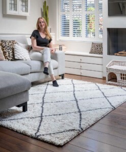 Hoogpolig vloerkleed geruit Artisan - wit/grijs - sfeer Hoogpolig vloerkleed geruit Artisan - wit/grijs - sfeer