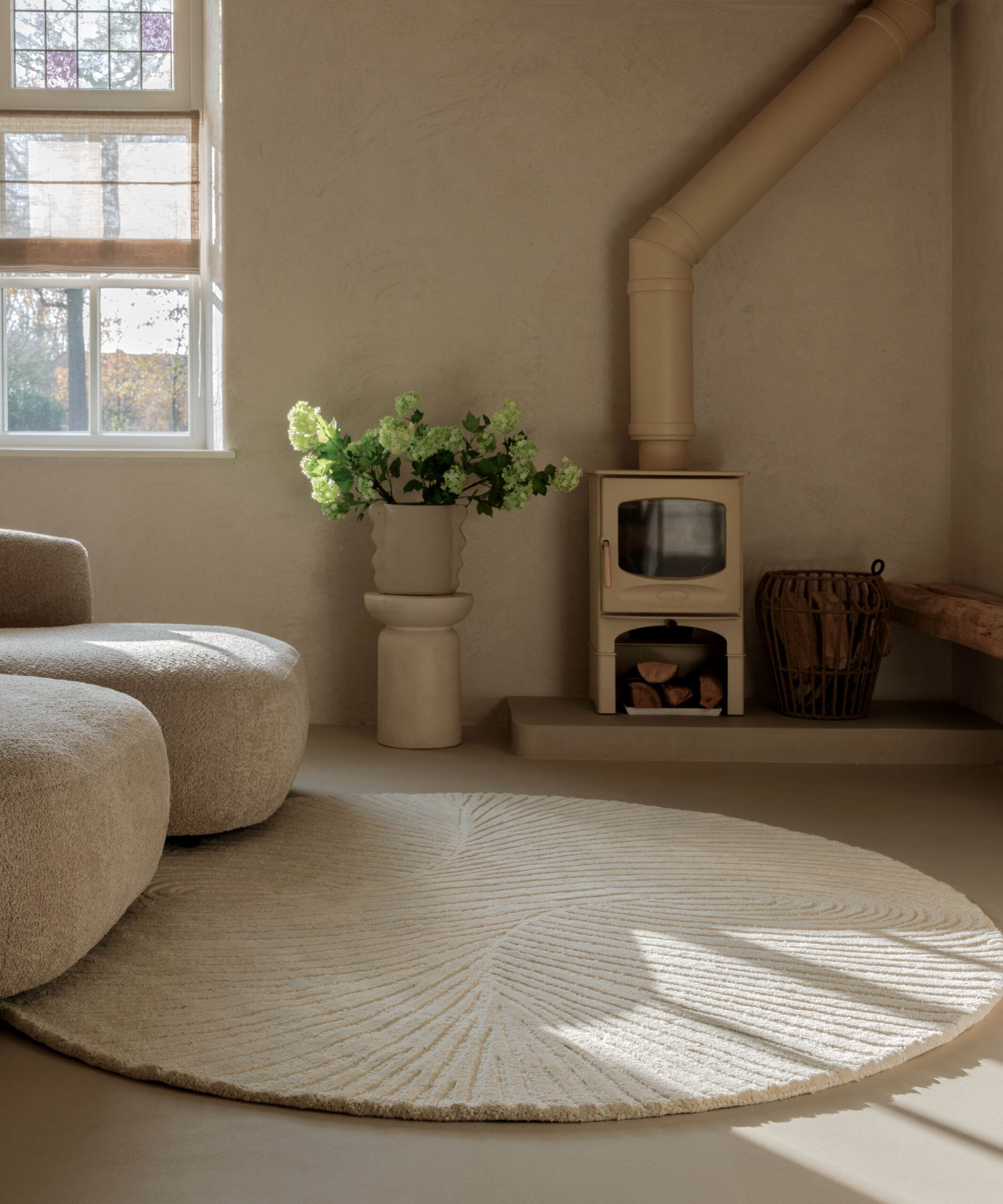 Rond design vloerkleed - Balans Tree ivoor - sfeer Rond design vloerkleed - Balans Tree ivoor - sfeer