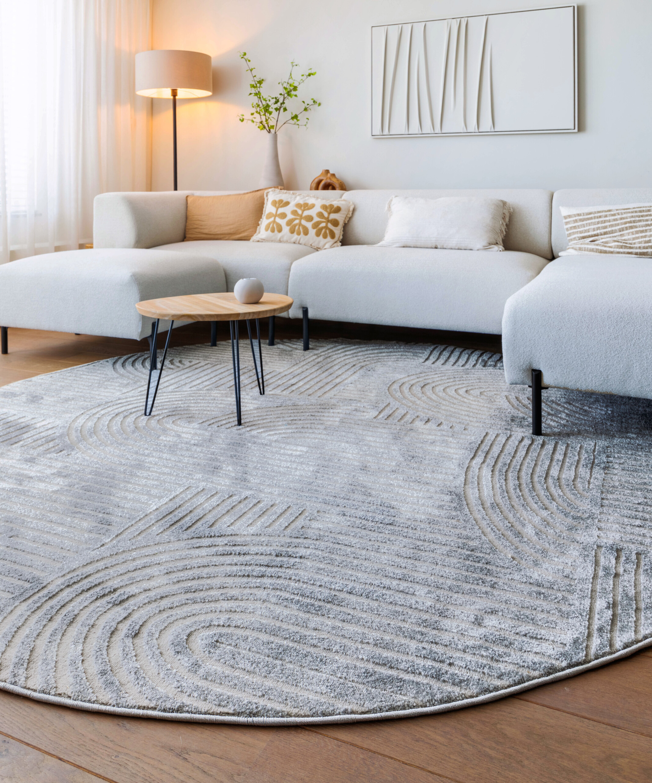 Rond vloerkleed Scandinavisch - Contour Bend grijs - sfeer Rond vloerkleed Scandinavisch - Contour Bend grijs - sfeer