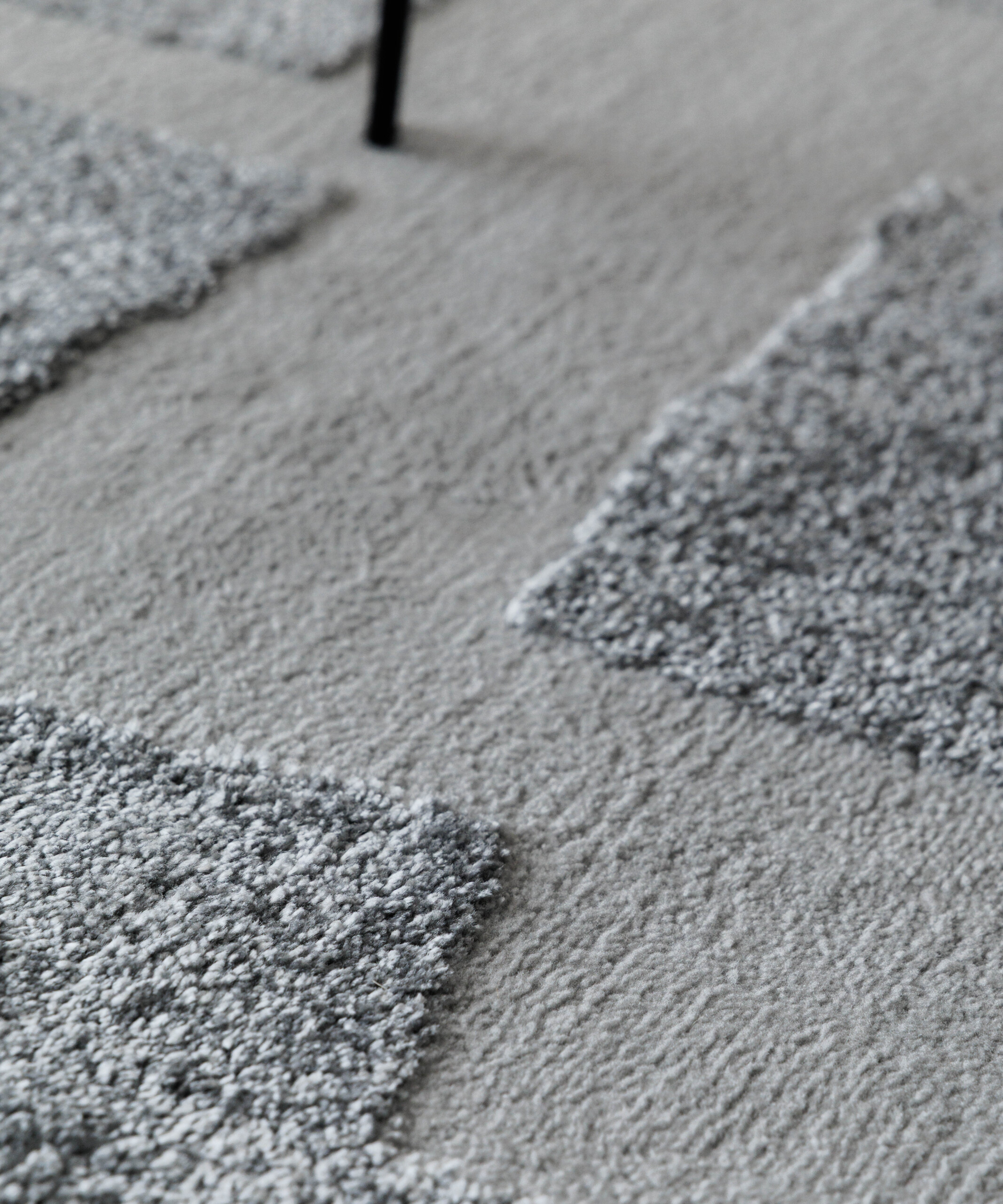 Rond vloerkleed Scandinavisch - Contour Stone grijs - close up Rond vloerkleed Scandinavisch - Contour Stone grijs - close up