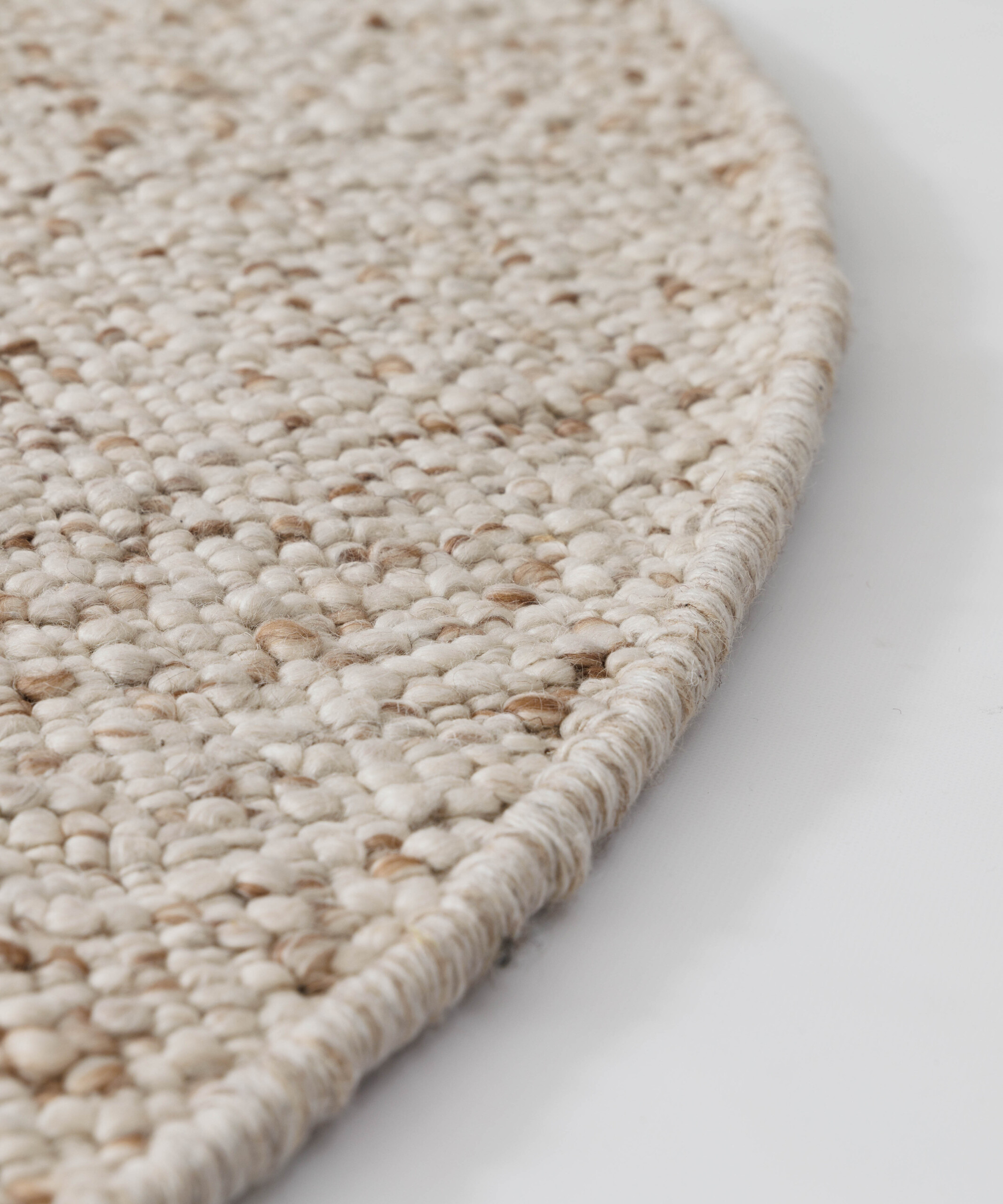 Rond wollen vloerkleed - Bergull ivoor/beige - close up Rond wollen vloerkleed - Bergull ivoor/beige - close up