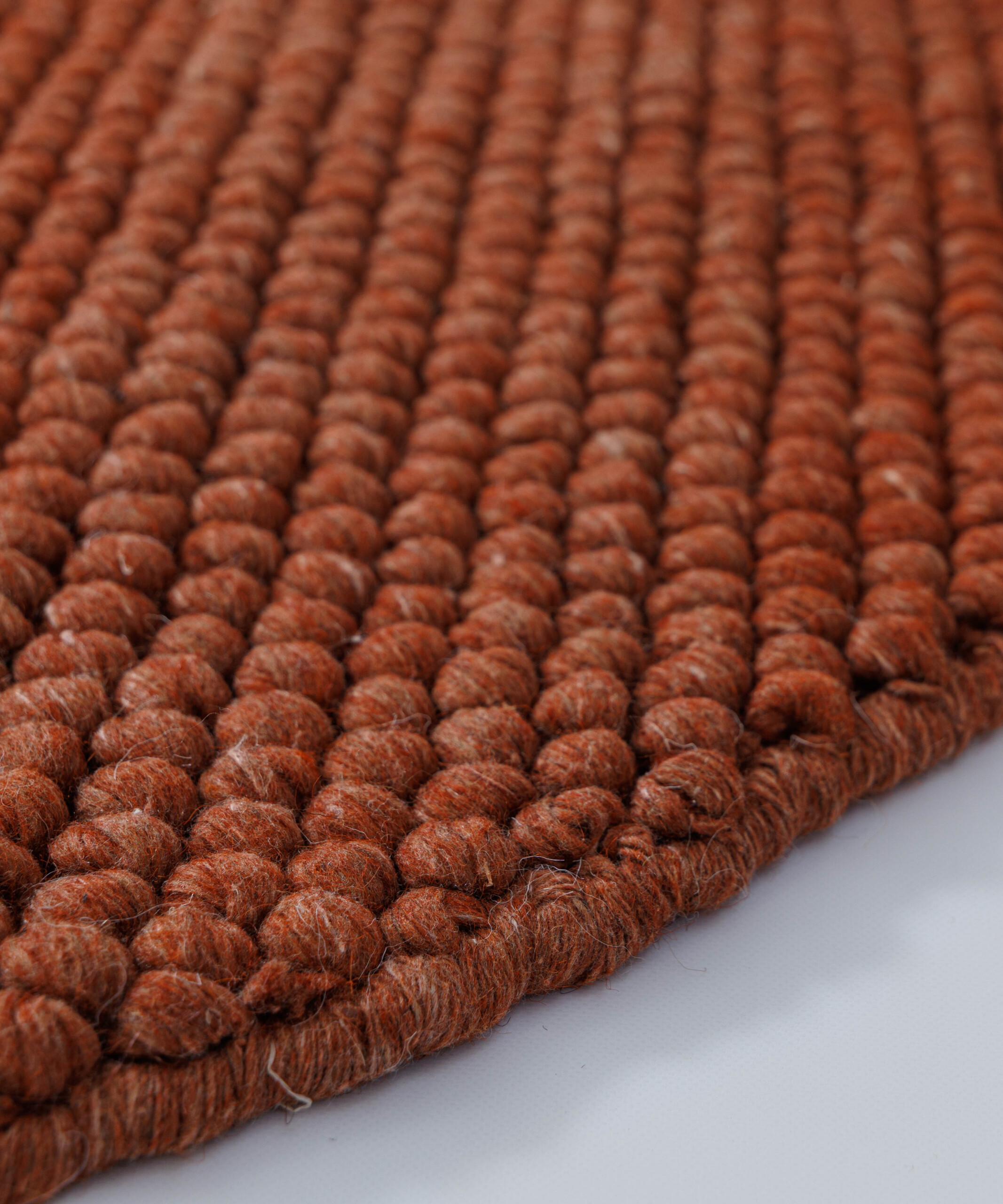 Rond wollen vloerkleed - Fjell terracotta - close up Rond wollen vloerkleed - Fjell terracotta - close up