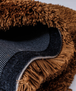 Organisch vloerkleed Shaggy - Sveve cognac - close up, thumbnail
