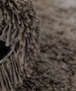 Organisch vloerkleed Shaggy - Sveve taupe - close up, thumbnail