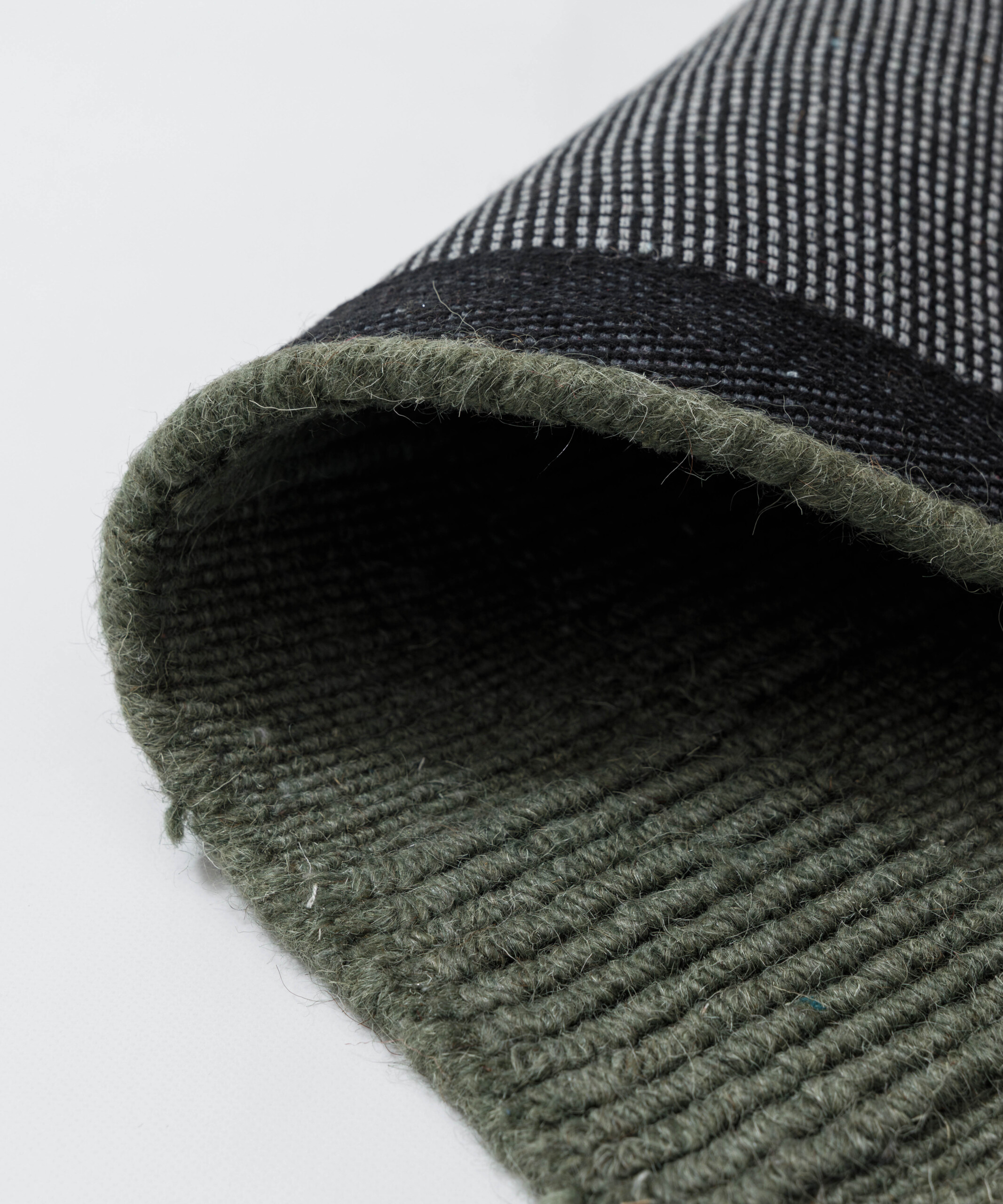 Wollen vloerkleed - Tavle groen - close up Wollen vloerkleed - Tavle groen - close up
